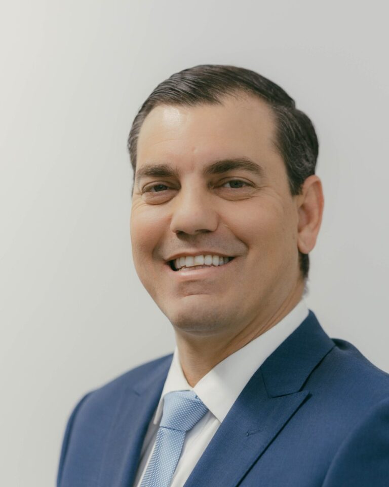 Ricardo M. Corona